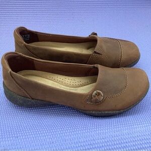 Clarks Womens Roseville Sky Brown  Suede Casual Flats Size 8